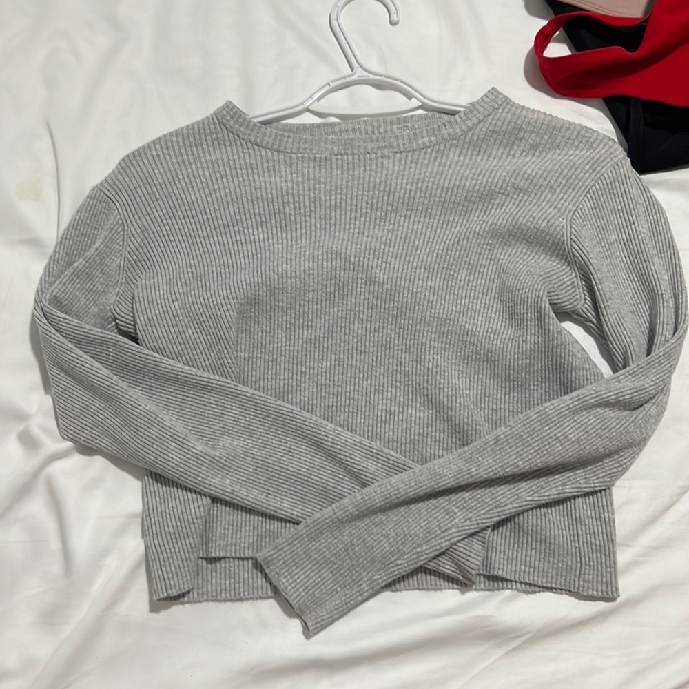Brandy Melville top